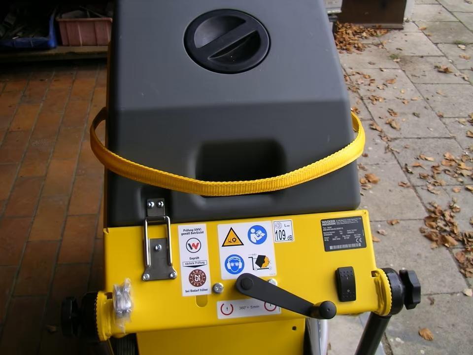 WACKER NEUSON BFS 1350