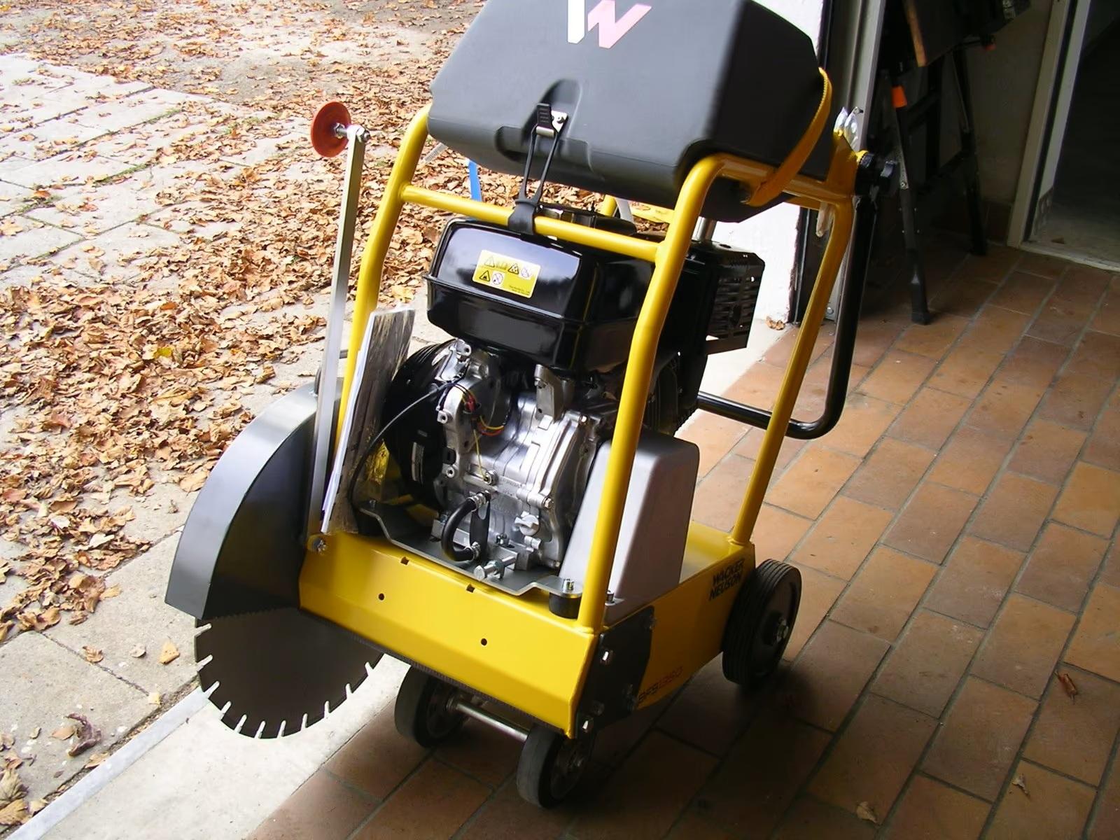 WACKER NEUSON BFS 1350