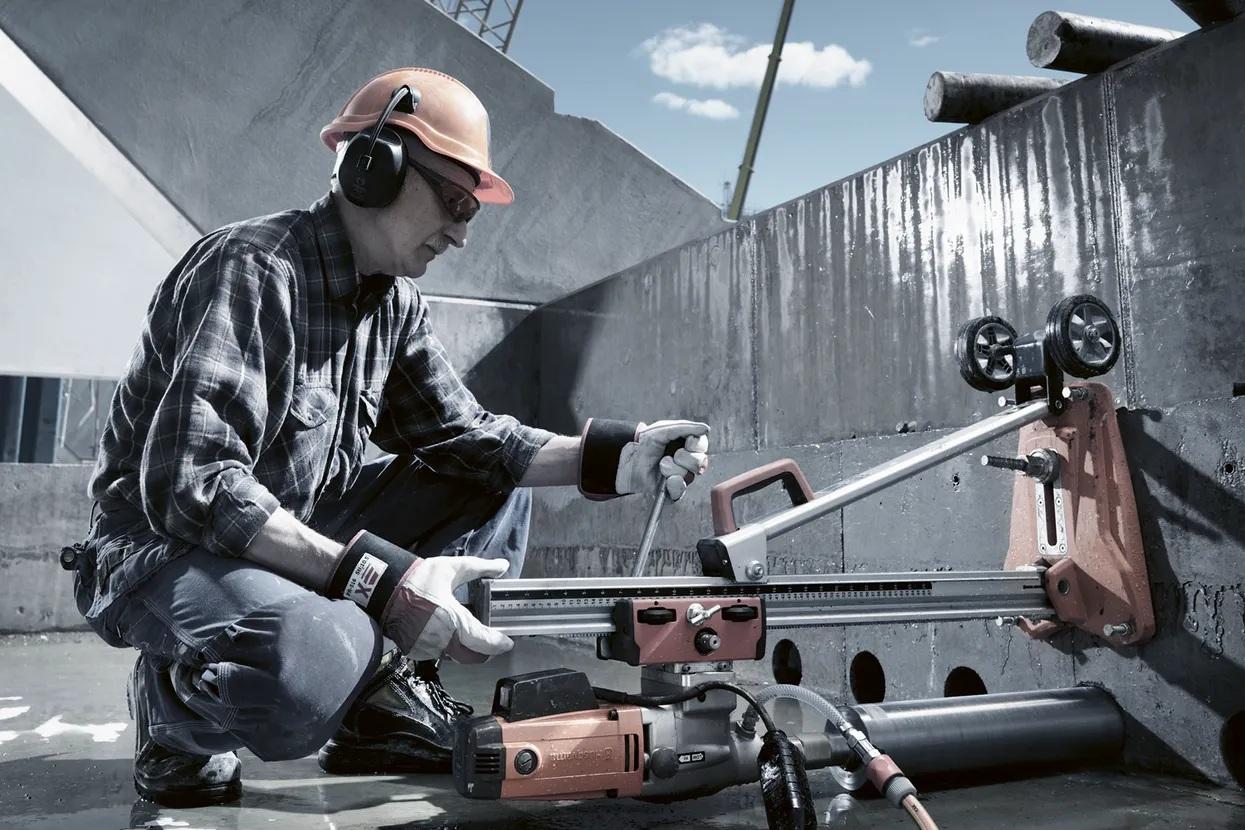 HUSQVARNA DMS 240